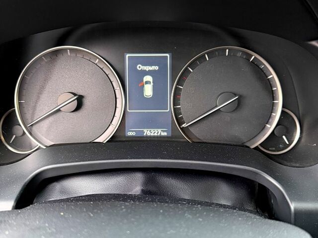 Сірий Лексус РХ, об'ємом двигуна 2 л та пробігом 77 тис. км за 38900 $, фото 9 на Automoto.ua