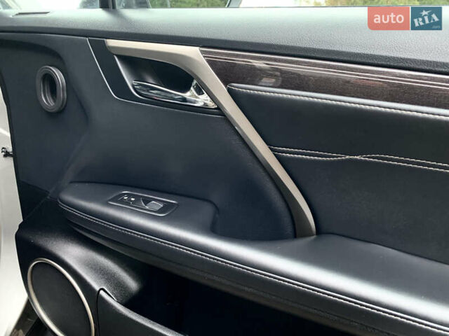 Лексус РХ 2019 у Рівному на Automoto.ua Сірий Лексус РХ, об'ємом двигуна 3.46 л та пробігом 62 тис. км за 38500 $, фото 44 на Automoto.ua