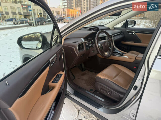 Сірий Лексус РХ, об'ємом двигуна 2 л та пробігом 83 тис. км за 43500 $, фото 8 на Automoto.ua