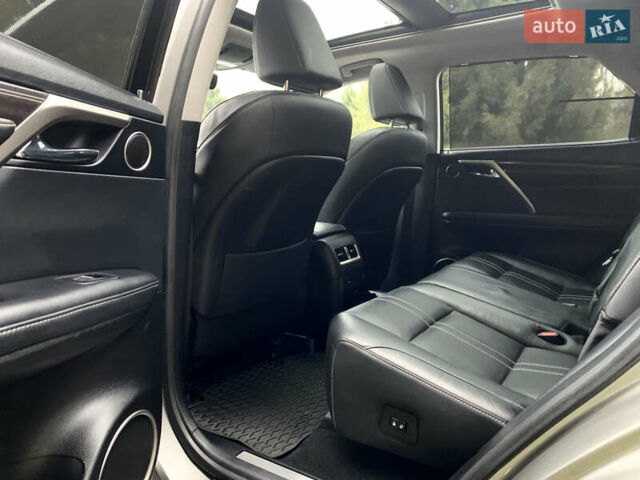 Лексус РХ 2019 у Рівному на Automoto.ua Сірий Лексус РХ, об'ємом двигуна 3.46 л та пробігом 62 тис. км за 38500 $, фото 51 на Automoto.ua