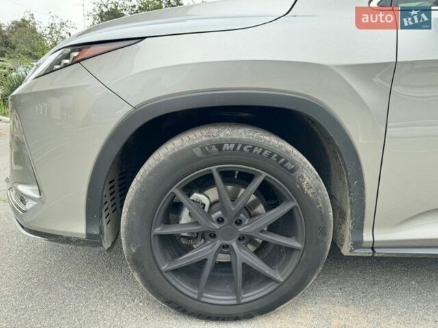 Серый Лексус РХ, объемом двигателя 3.46 л и пробегом 81 тыс. км за 39990 $, фото 3 на Automoto.ua