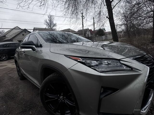 Серый Лексус РХ, объемом двигателя 2 л и пробегом 180 тыс. км за 32500 $, фото 9 на Automoto.ua