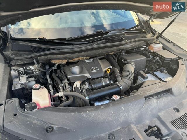 Сірий Лексус РХ, об'ємом двигуна 2 л та пробігом 125 тис. км за 38000 $, фото 33 на Automoto.ua