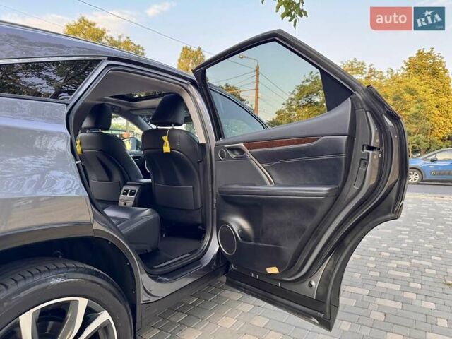 Серый Лексус РХ, объемом двигателя 3.46 л и пробегом 79 тыс. км за 35900 $, фото 60 на Automoto.ua