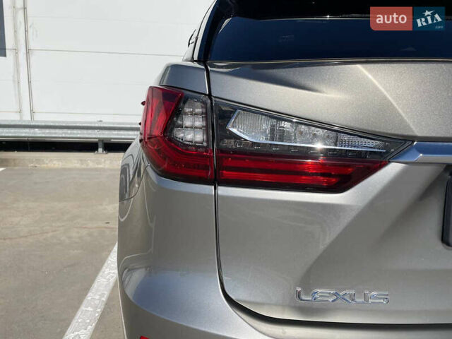 Серый Лексус РХ, объемом двигателя 2 л и пробегом 120 тыс. км за 33500 $, фото 8 на Automoto.ua