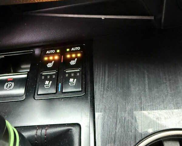 Серый Лексус РХ, объемом двигателя 2 л и пробегом 76 тыс. км за 38900 $, фото 12 на Automoto.ua