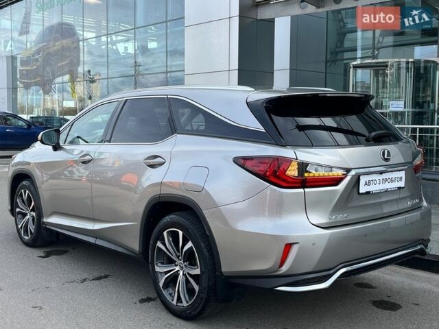 Серый Лексус РХ, объемом двигателя 3.46 л и пробегом 200 тыс. км за 35905 $, фото 6 на Automoto.ua