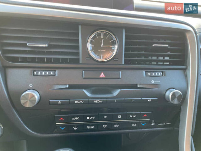 Серый Лексус РХ, объемом двигателя 2 л и пробегом 120 тыс. км за 33500 $, фото 17 на Automoto.ua