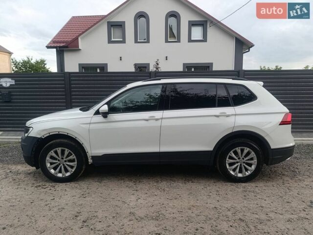 Серый Лексус РХ, объемом двигателя 3.5 л и пробегом 35 тыс. км за 20024 $, фото 5 на Automoto.ua