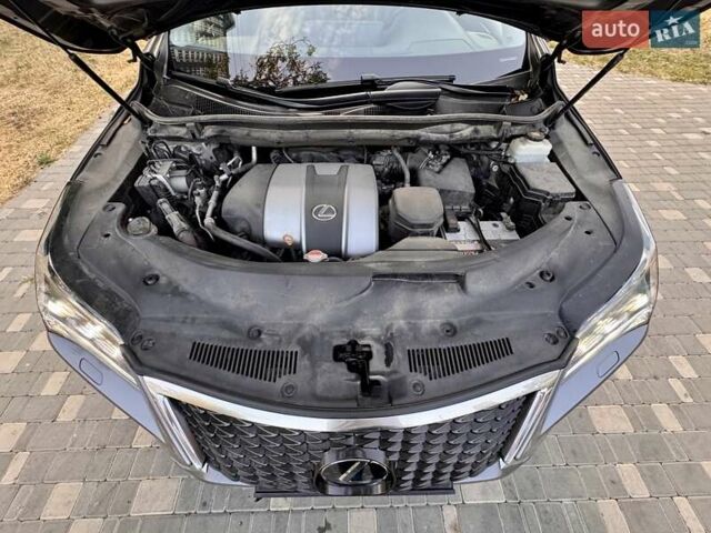 Серый Лексус РХ, объемом двигателя 3.46 л и пробегом 79 тыс. км за 35900 $, фото 85 на Automoto.ua