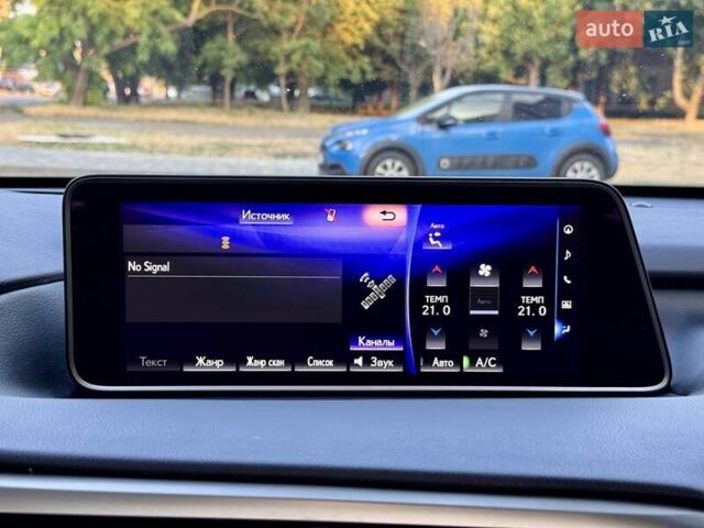 Серый Лексус РХ, объемом двигателя 3.46 л и пробегом 79 тыс. км за 35900 $, фото 71 на Automoto.ua