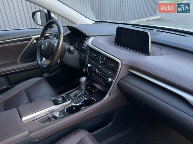 Серый Лексус РХ, объемом двигателя 2 л и пробегом 75 тыс. км за 39900 $, фото 7 на Automoto.ua