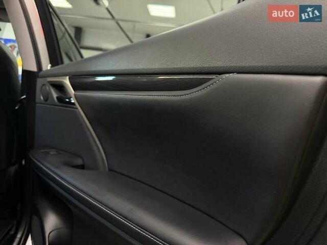 Лексус РХ 2019 у Тернополі на Automoto.ua Сірий Лексус РХ, об'ємом двигуна 2 л та пробігом 61 тис. км за 39900 $, фото 46 на Automoto.ua