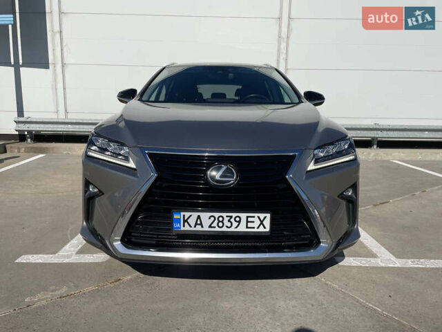Серый Лексус РХ, объемом двигателя 2 л и пробегом 120 тыс. км за 33500 $, фото 1 на Automoto.ua