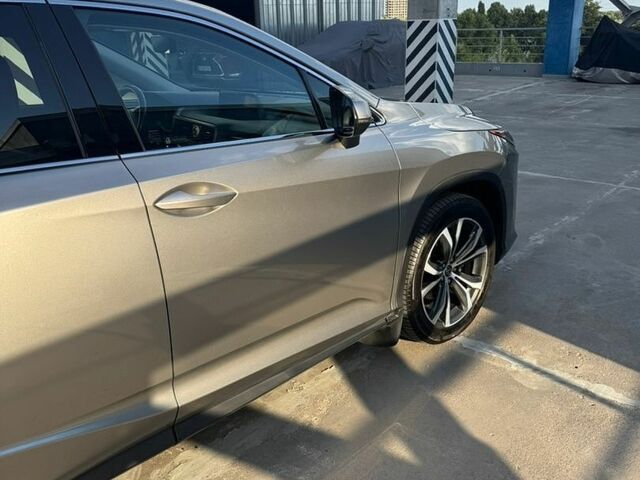 Сірий Лексус РХ, об'ємом двигуна 2 л та пробігом 125 тис. км за 38000 $, фото 4 на Automoto.ua