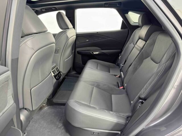 Серый Лексус РХ, объемом двигателя 2.5 л и пробегом 46 тыс. км за 12000 $, фото 14 на Automoto.ua