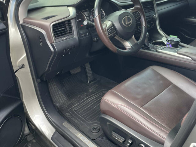 Сірий Лексус РХ, об'ємом двигуна 2 л та пробігом 129 тис. км за 43500 $, фото 4 на Automoto.ua