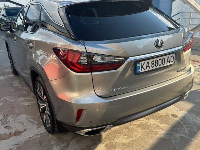 Сірий Лексус РХ, об'ємом двигуна 2 л та пробігом 125 тис. км за 38000 $, фото 8 на Automoto.ua