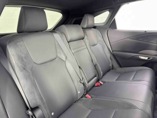 Серый Лексус РХ, объемом двигателя 2.5 л и пробегом 46 тыс. км за 12000 $, фото 13 на Automoto.ua