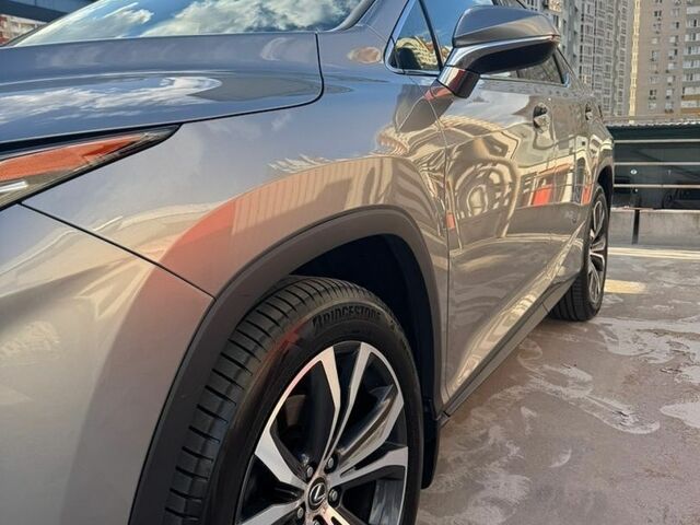 Сірий Лексус РХ, об'ємом двигуна 2 л та пробігом 125 тис. км за 38000 $, фото 11 на Automoto.ua