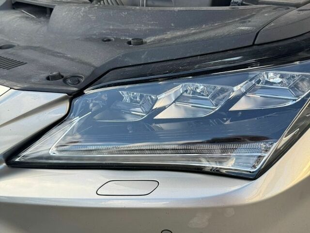 Сірий Лексус РХ, об'ємом двигуна 2 л та пробігом 125 тис. км за 38000 $, фото 31 на Automoto.ua