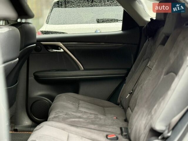 Серый Лексус РХ, объемом двигателя 2 л и пробегом 50 тыс. км за 44000 $, фото 22 на Automoto.ua