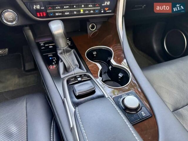 Серый Лексус РХ, объемом двигателя 3.46 л и пробегом 79 тыс. км за 35900 $, фото 74 на Automoto.ua