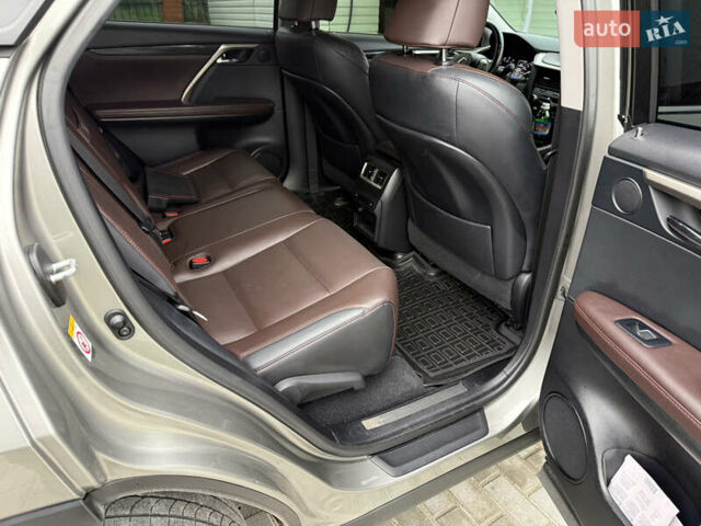 Серый Лексус РХ, объемом двигателя 2 л и пробегом 76 тыс. км за 38900 $, фото 18 на Automoto.ua