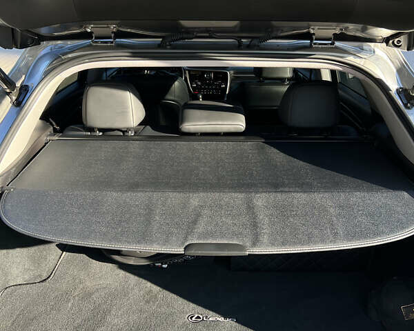 Серый Лексус РХ, объемом двигателя 3.46 л и пробегом 91 тыс. км за 48900 $, фото 58 на Automoto.ua