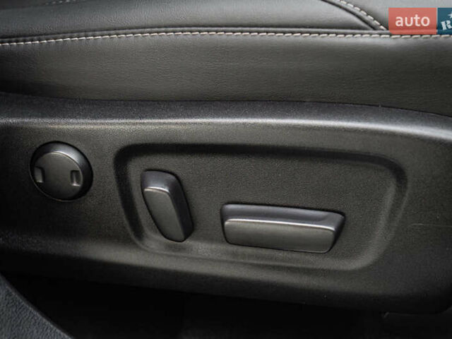 Серый Лексус РХ, объемом двигателя 3.46 л и пробегом 55 тыс. км за 39900 $, фото 24 на Automoto.ua