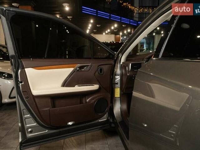 Сірий Лексус РХ, об'ємом двигуна 3.46 л та пробігом 35 тис. км за 39900 $, фото 54 на Automoto.ua