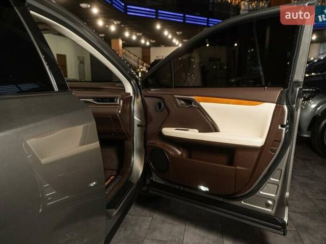 Серый Лексус РХ, объемом двигателя 3.46 л и пробегом 35 тыс. км за 38900 $, фото 44 на Automoto.ua