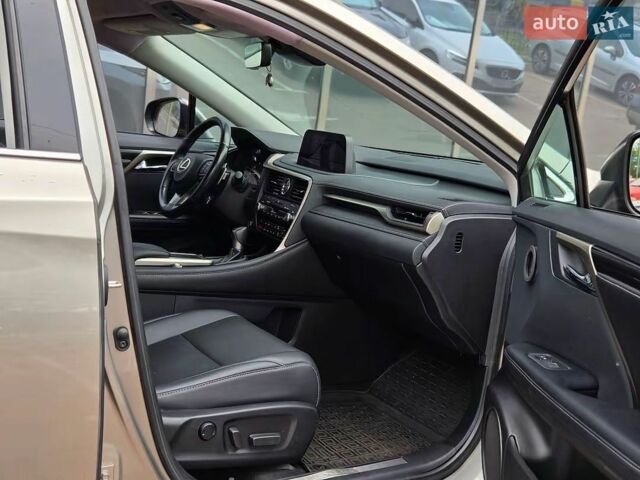 Сірий Лексус РХ, об'ємом двигуна 3.5 л та пробігом 66 тис. км за 36900 $, фото 21 на Automoto.ua