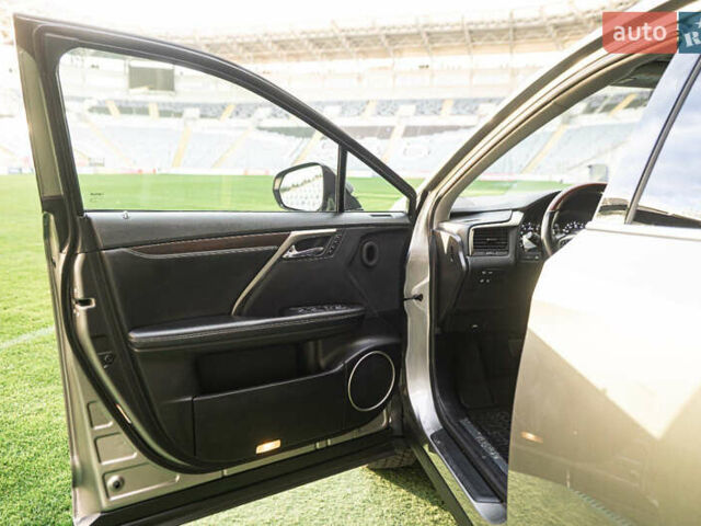 Серый Лексус РХ, объемом двигателя 3.46 л и пробегом 55 тыс. км за 39900 $, фото 32 на Automoto.ua