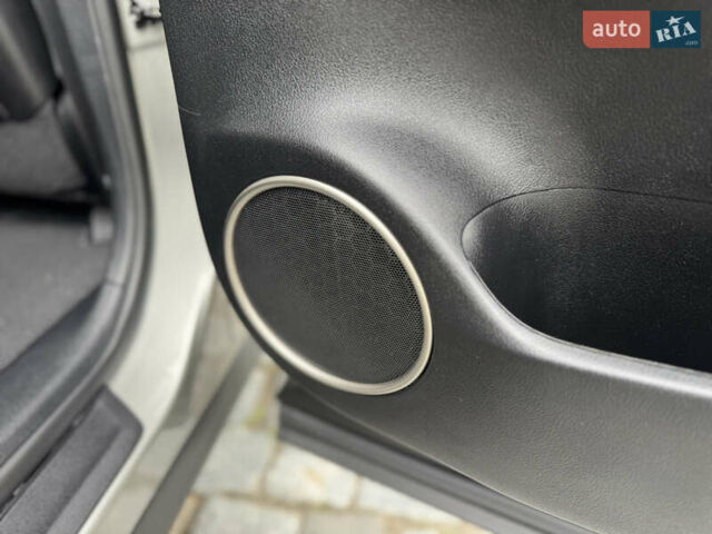 Серый Лексус РХ, объемом двигателя 3.5 л и пробегом 29 тыс. км за 43500 $, фото 59 на Automoto.ua