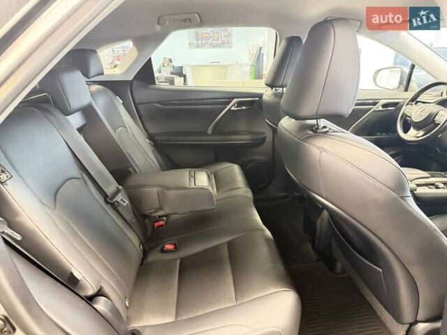 Сірий Лексус РХ, об'ємом двигуна 2 л та пробігом 103 тис. км за 43500 $, фото 12 на Automoto.ua