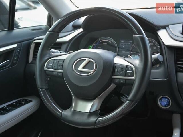 Лексус РХ 2021 в Киеве на Automoto.ua Серый Лексус РХ, объемом двигателя 3.46 л и пробегом 39 тыс. км за 48500 $, фото 26 на Automoto.ua