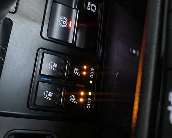 Серый Лексус РХ, объемом двигателя 3.46 л и пробегом 121 тыс. км за 45500 $, фото 6 на Automoto.ua