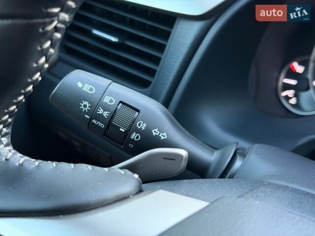 Серый Лексус РХ, объемом двигателя 3.46 л и пробегом 9 тыс. км за 52699 $, фото 48 на Automoto.ua