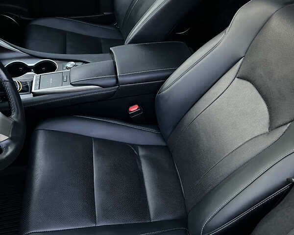 Сірий Лексус РХ, об'ємом двигуна 3.5 л та пробігом 65 тис. км за 49999 $, фото 13 на Automoto.ua