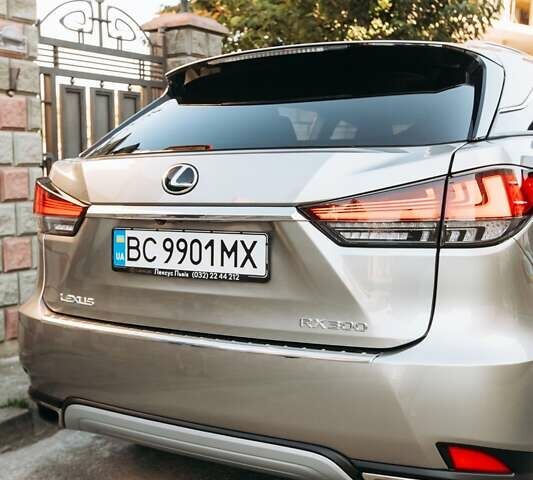 Сірий Лексус РХ, об'ємом двигуна 2 л та пробігом 73 тис. км за 39990 $, фото 19 на Automoto.ua