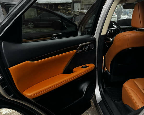 Серый Лексус РХ, объемом двигателя 3.46 л и пробегом 95 тыс. км за 48000 $, фото 17 на Automoto.ua