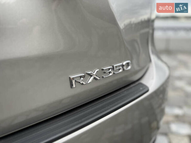 Серый Лексус РХ, объемом двигателя 3.5 л и пробегом 29 тыс. км за 43500 $, фото 27 на Automoto.ua