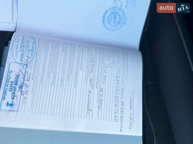 Серый Лексус РХ, объемом двигателя 2 л и пробегом 64 тыс. км за 44900 $, фото 77 на Automoto.ua