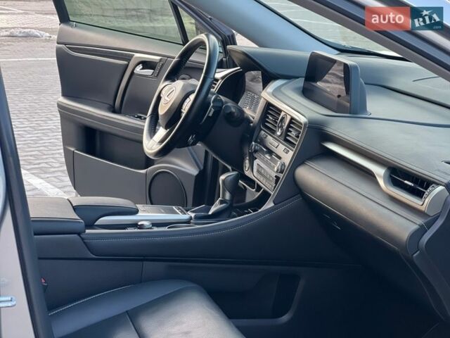 Серый Лексус РХ, объемом двигателя 2 л и пробегом 64 тыс. км за 44900 $, фото 56 на Automoto.ua