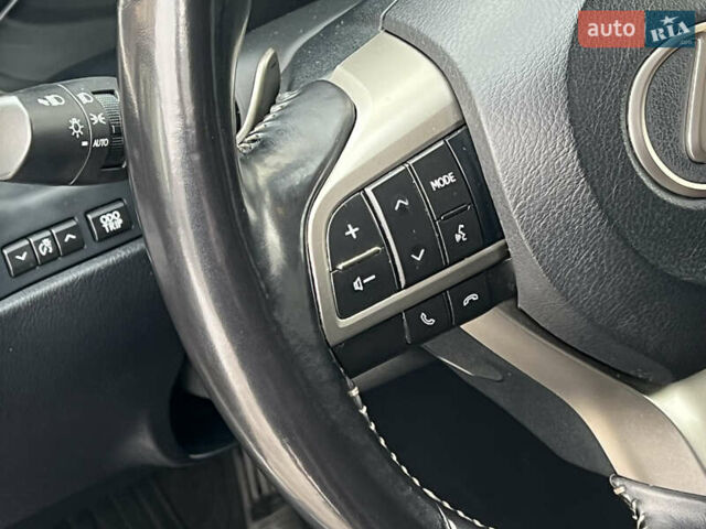 Сірий Лексус РХ, об'ємом двигуна 2 л та пробігом 107 тис. км за 43900 $, фото 35 на Automoto.ua