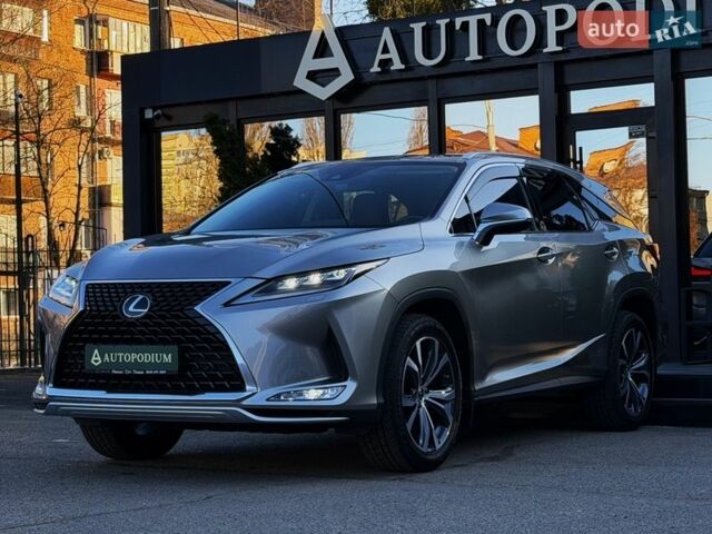 Серый Лексус РХ, объемом двигателя 3.46 л и пробегом 9 тыс. км за 52699 $, фото 2 на Automoto.ua