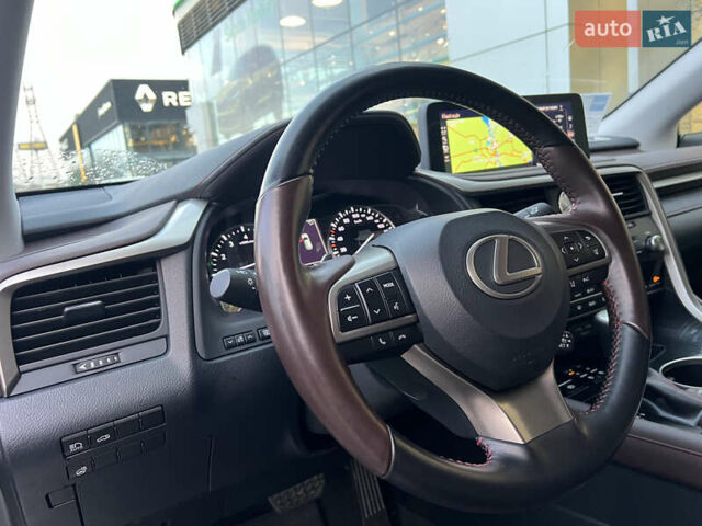 Лексус РХ 2021 в Киеве на Automoto.ua Серый Лексус РХ, объемом двигателя 3.46 л и пробегом 62 тыс. км за 46889 $, фото 12 на Automoto.ua