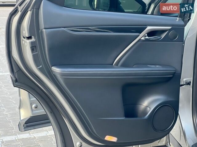 Серый Лексус РХ, объемом двигателя 2 л и пробегом 64 тыс. км за 44900 $, фото 60 на Automoto.ua