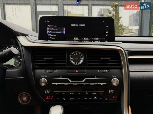 Серый Лексус РХ, объемом двигателя 3.46 л и пробегом 9 тыс. км за 52799 $, фото 39 на Automoto.ua